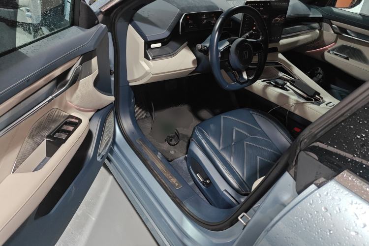 Used Zeekr 001 2021 Ultra-Long Range Single-Motor WE Edition Interior 3