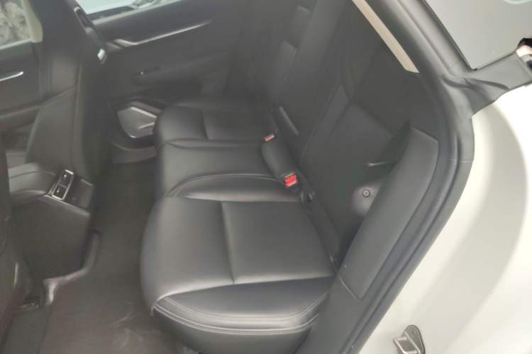 Used Zeekr 001 2021 Long-Range Dual-Motor WE Edition Interior 4