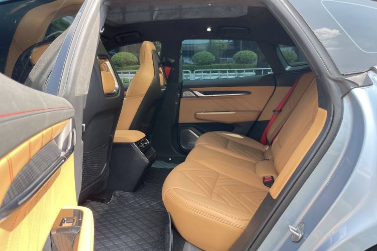 Used Zeekr 001 2021 Ultra-Long Range Single-Motor WE Edition Interior 5