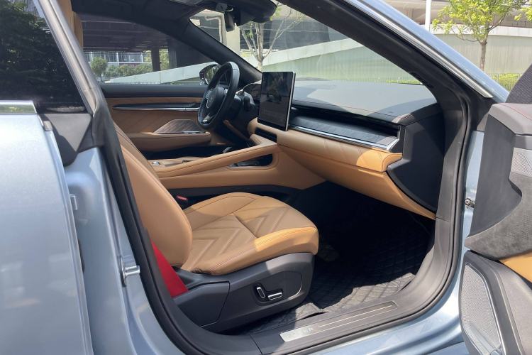 Used Zeekr 001 2021 Ultra-Long Range Single-Motor WE Edition Interior 6
