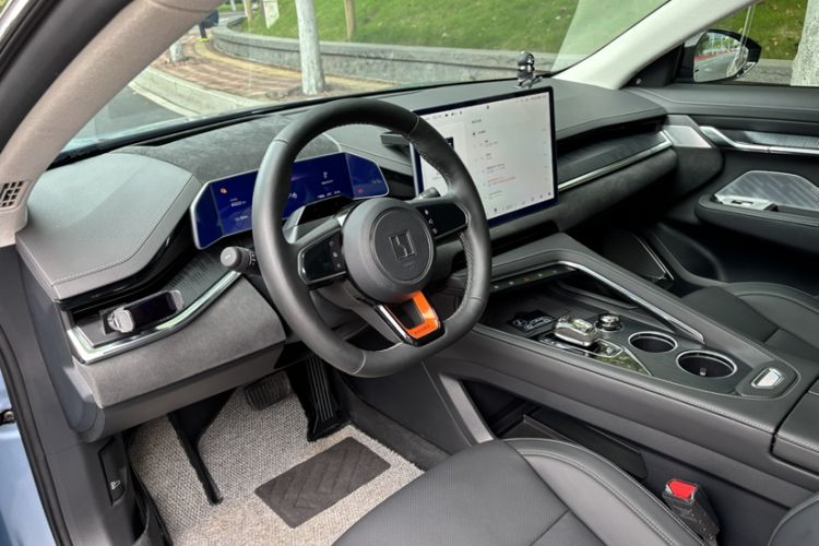 Used Zeekr 001 2021 Ultra-Long Range Single-Motor WE Edition Interior 9