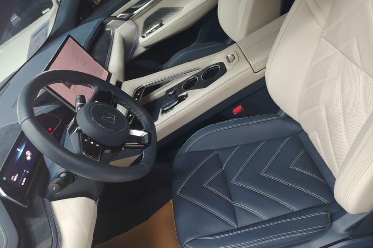 Used Zeekr 001 2021 Ultra-Long Range Dual-Motor YOU Version Left Front Seat