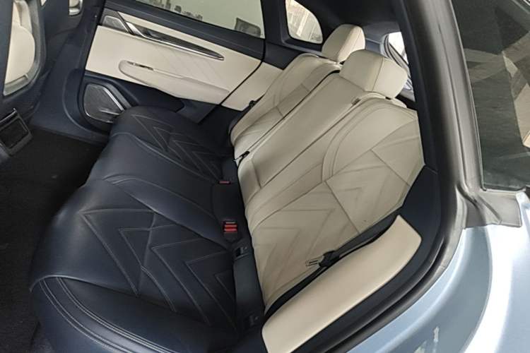 Used Zeekr 001 2021 Long-Range Dual-Motor WE Edition Left Rear Seat