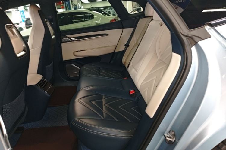Used Zeekr 001 2021 Ultra-Long Range Dual-Motor YOU Version Left Rear Seat