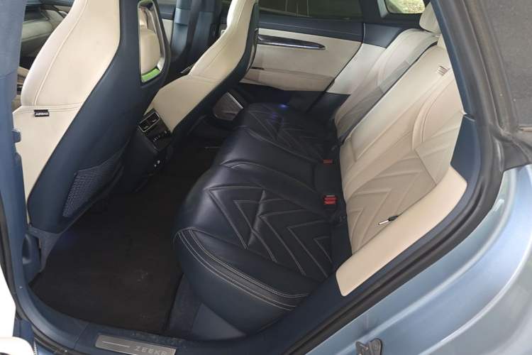 Used Zeekr 001 2021 Ultra-Long Range Dual-Motor YOU Version Left Rear Seat