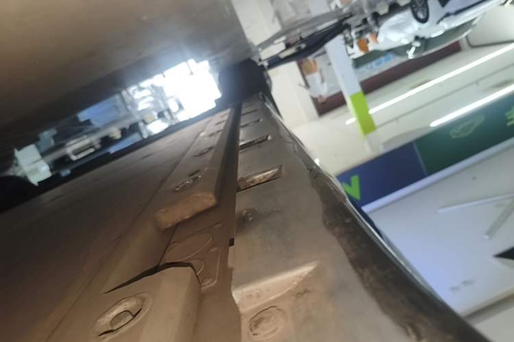 Used Zeekr 001 2021 Ultra-Long Range Single-Motor WE Edition Left Side Sill