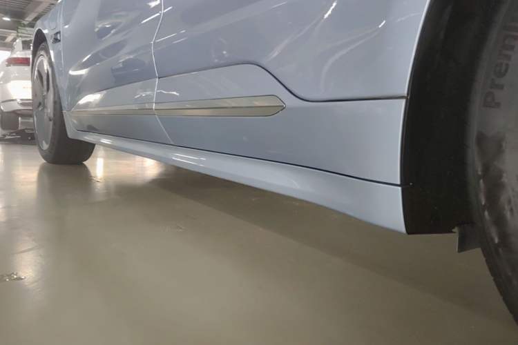 Used Zeekr 001 2021 Ultra-Long Range Single-Motor WE Edition Left Side Sill