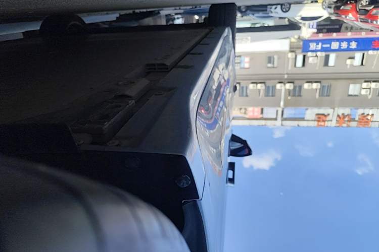 Used Zeekr 001 2021 Long-Range Dual-Motor WE Edition Left Side Sill