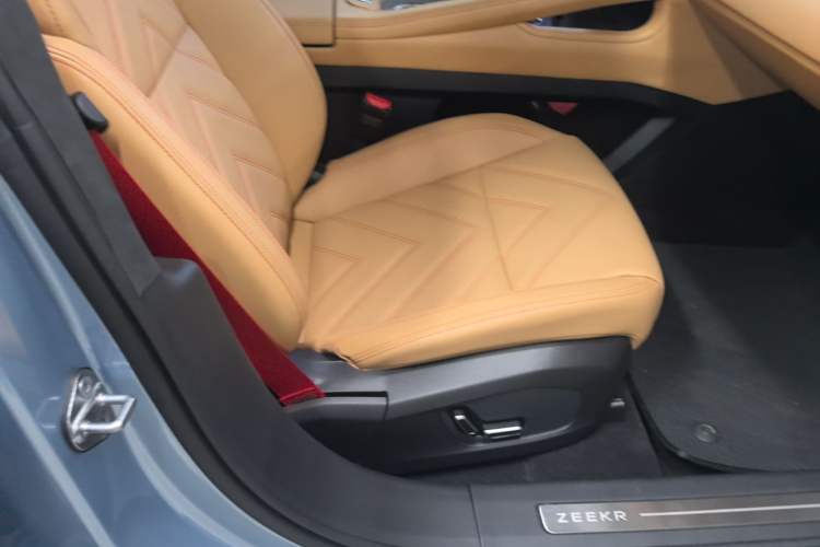 Used Zeekr 001 2021 Ultra-Long Range Dual-Motor YOU Version Right Front Seat