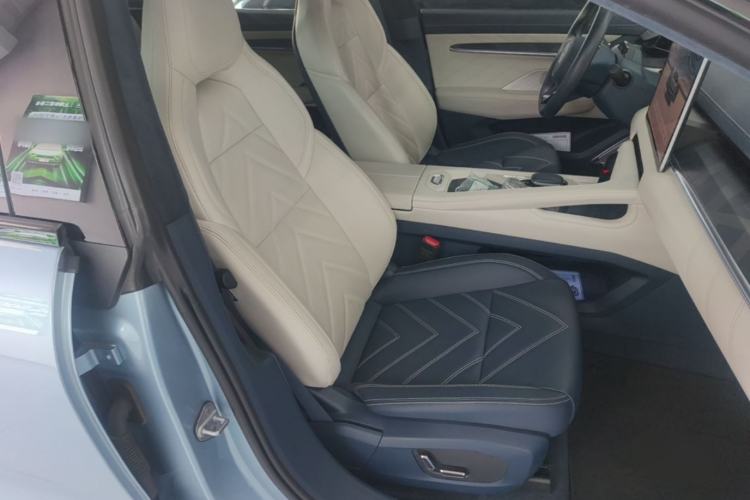 Used Zeekr 001 2021 Long-Range Dual-Motor WE Edition Right Front Seat