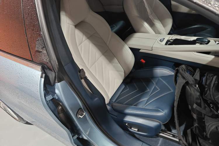 Used Zeekr 001 2021 Ultra-Long Range Single-Motor WE Edition Right Front Seat