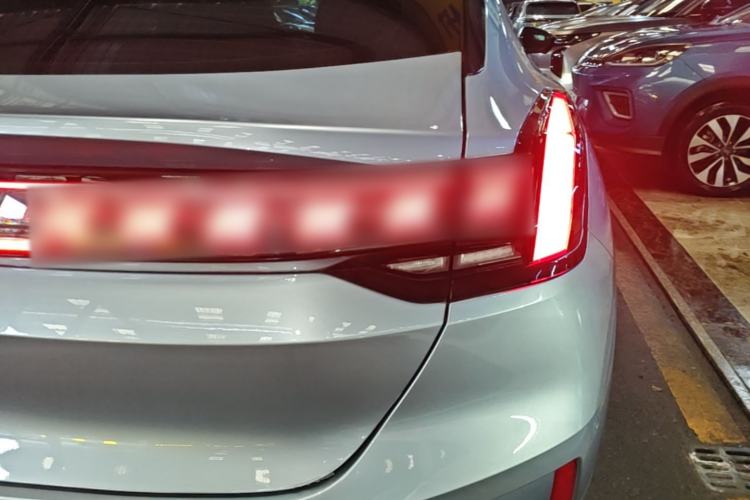 Used Zeekr 001 2021 Long-Range Dual-Motor WE Edition Right Rear Taillight
