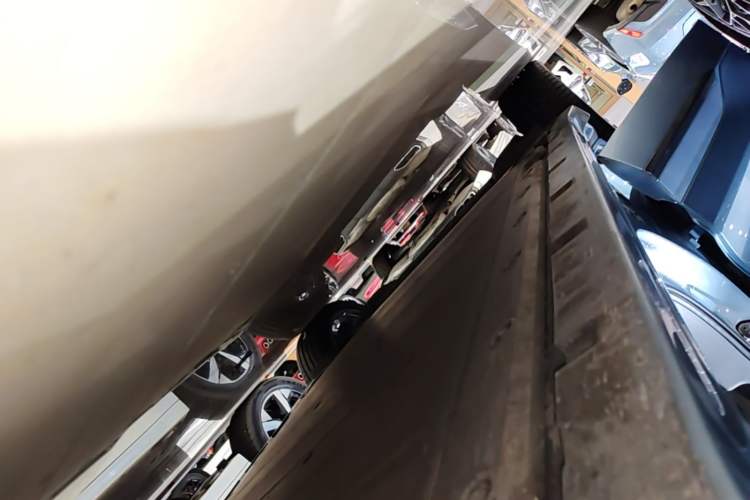 Used Zeekr 001 2021 Ultra-Long Range Single-Motor WE Edition Right Side Sill