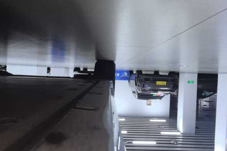 Used Zeekr 001 2021 Ultra-Long Range Dual-Motor YOU Version Right Side Sill