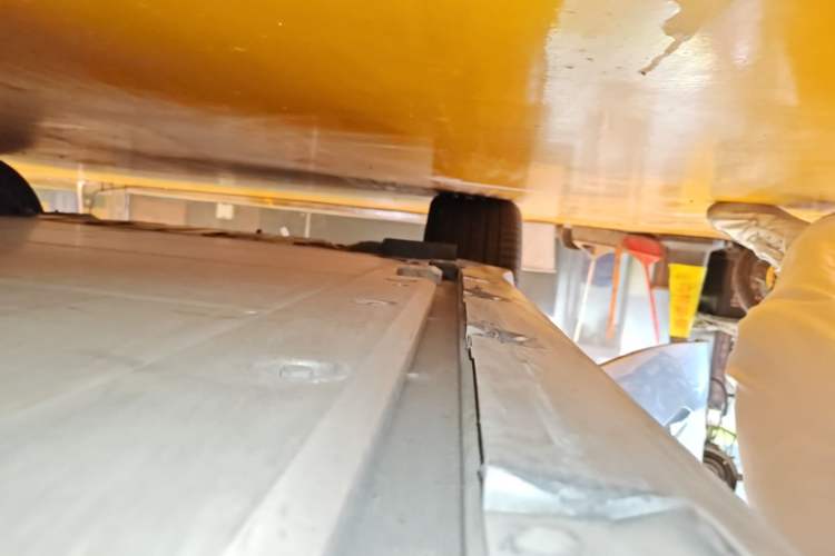 Used Zeekr 001 2021 Long-Range Dual-Motor WE Edition Right Side Sill