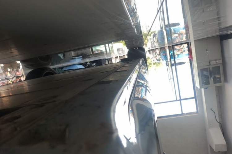 Used Zeekr 001 2021 Long-Range Dual-Motor WE Edition Right Side Sill