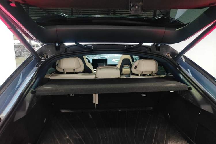 Used Zeekr 001 2021 Ultra-Long Range Dual-Motor YOU Version Trunk