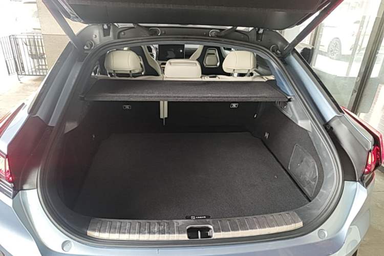 Used Zeekr 001 2021 Long-Range Dual-Motor WE Edition Trunk