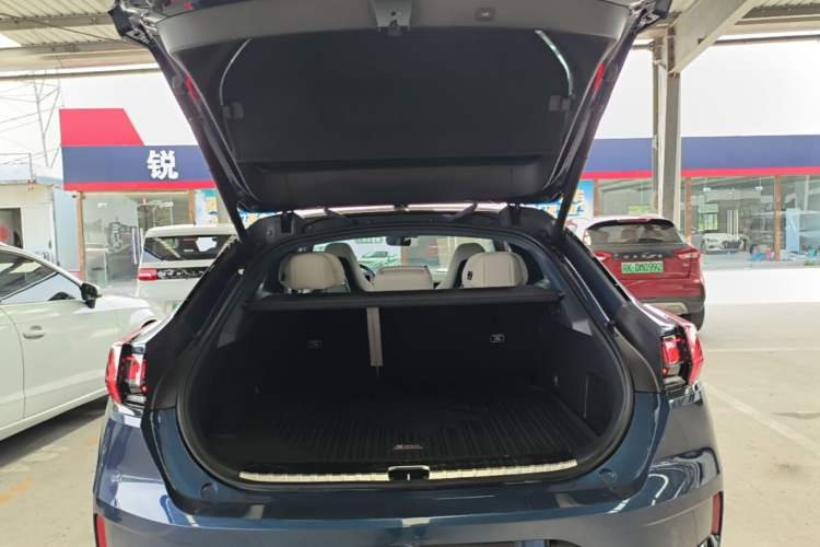 Used Zeekr 001 2021 Long-Range Dual-Motor WE Edition Trunk