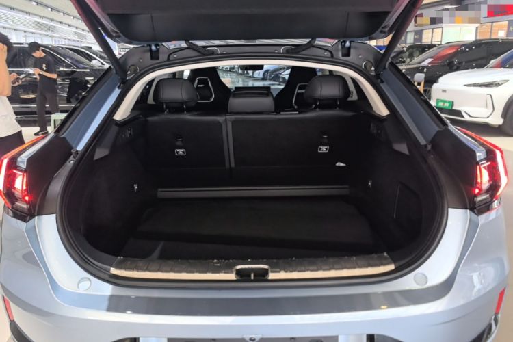 Used Zeekr 001 2021 Long-Range Dual-Motor WE Edition Trunk