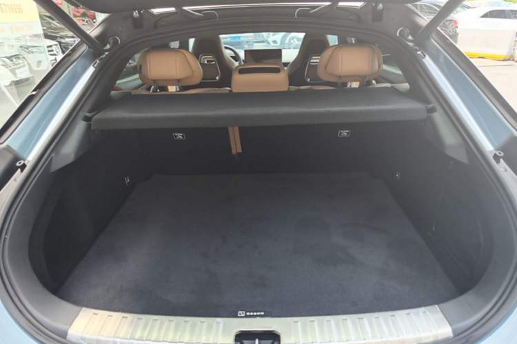 Used Zeekr 001 2021 Ultra-Long Range Dual-Motor YOU Version Trunk