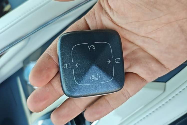 Used Zeekr 001 2021 Ultra-Long Range Dual-Motor YOU Version Vehicle Key
