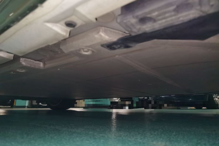 Used Zeekr 001 2021 Ultra-Long Range Dual-Motor YOU Version Chassis Rear Left