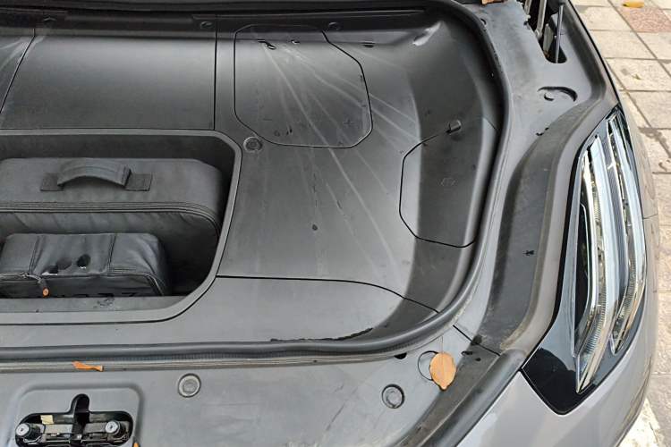 Used Zeekr 001 2021 Long-Range Dual-Motor WE Edition Engine Bay Left