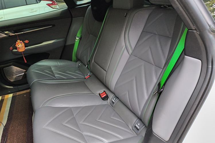 Used Zeekr 001 2021 Long-Range Dual-Motor WE Edition Left Rear Seat