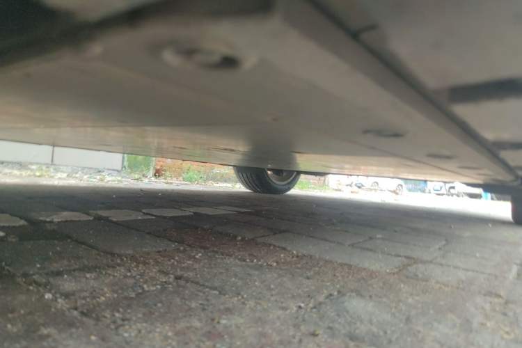 Used Zeekr 001 2021 Ultra-Long Range Single-Motor WE Edition Chassis Rear Left