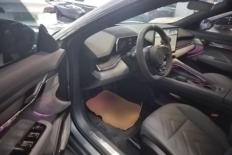Used Zeekr 001 2021 Ultra-Long Range Dual-Motor YOU Version Driver Seat