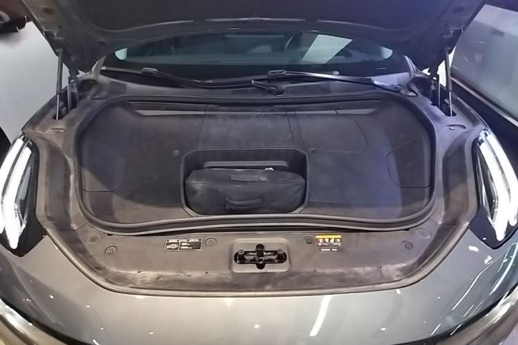Used Zeekr 001 2021 Long-Range Dual-Motor WE Edition Engine Bay