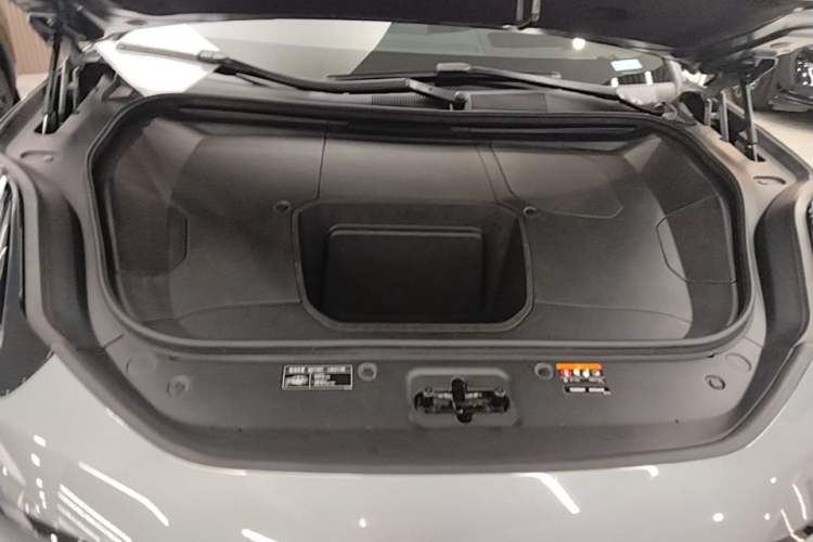 Used Zeekr 001 2021 Long-Range Dual-Motor WE Edition Engine Bay