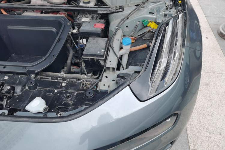 Used Zeekr 001 2021 Long-Range Dual-Motor WE Edition Engine Bay Left