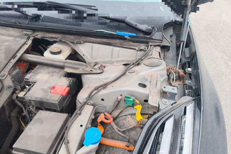 Used Zeekr 001 2021 Long-Range Dual-Motor WE Edition Engine Bay Left