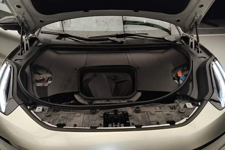 Used Zeekr 001 2021 Ultra-Long Range Dual-Motor YOU Version Engine Bay