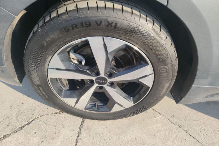 Used Zeekr 001 2021 Ultra-Long Range Single-Motor WE Edition Exterior 8