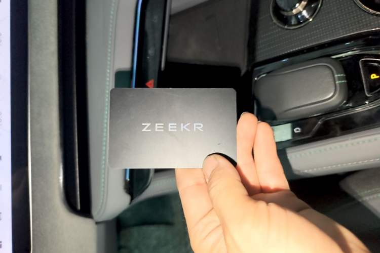 Used Zeekr 001 2021 Ultra-Long Range Dual-Motor YOU Version Interior 1
