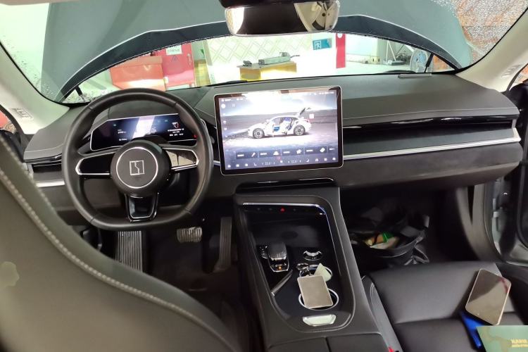 Used Zeekr 001 2021 Long-Range Dual-Motor WE Edition Interior 2