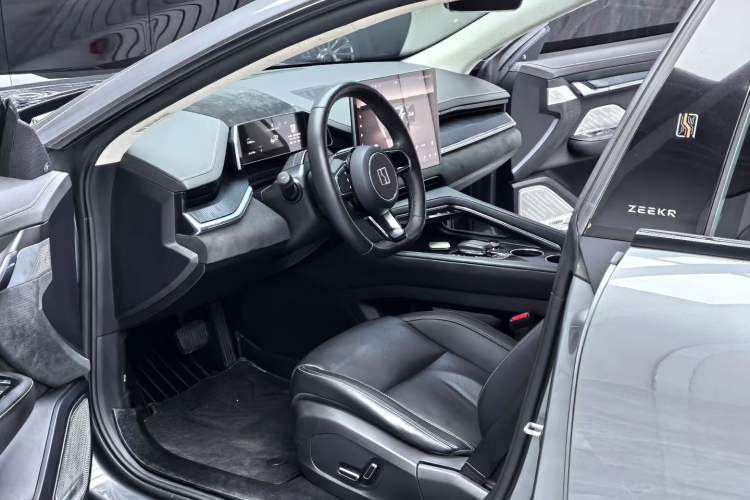 Used Zeekr 001 2021 Ultra-Long Range Single-Motor WE Edition Interior 3