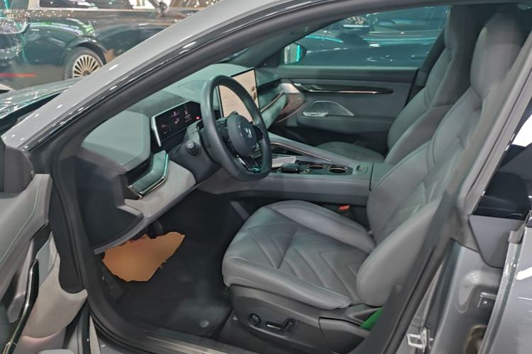 Used Zeekr 001 2021 Ultra-Long Range Dual-Motor YOU Version Left Front Seat