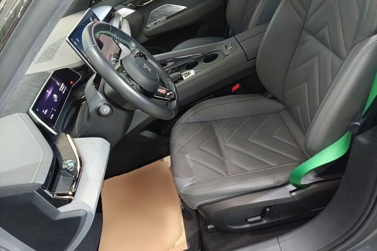Used Zeekr 001 2021 Ultra-Long Range Single-Motor WE Edition Left Front Seat