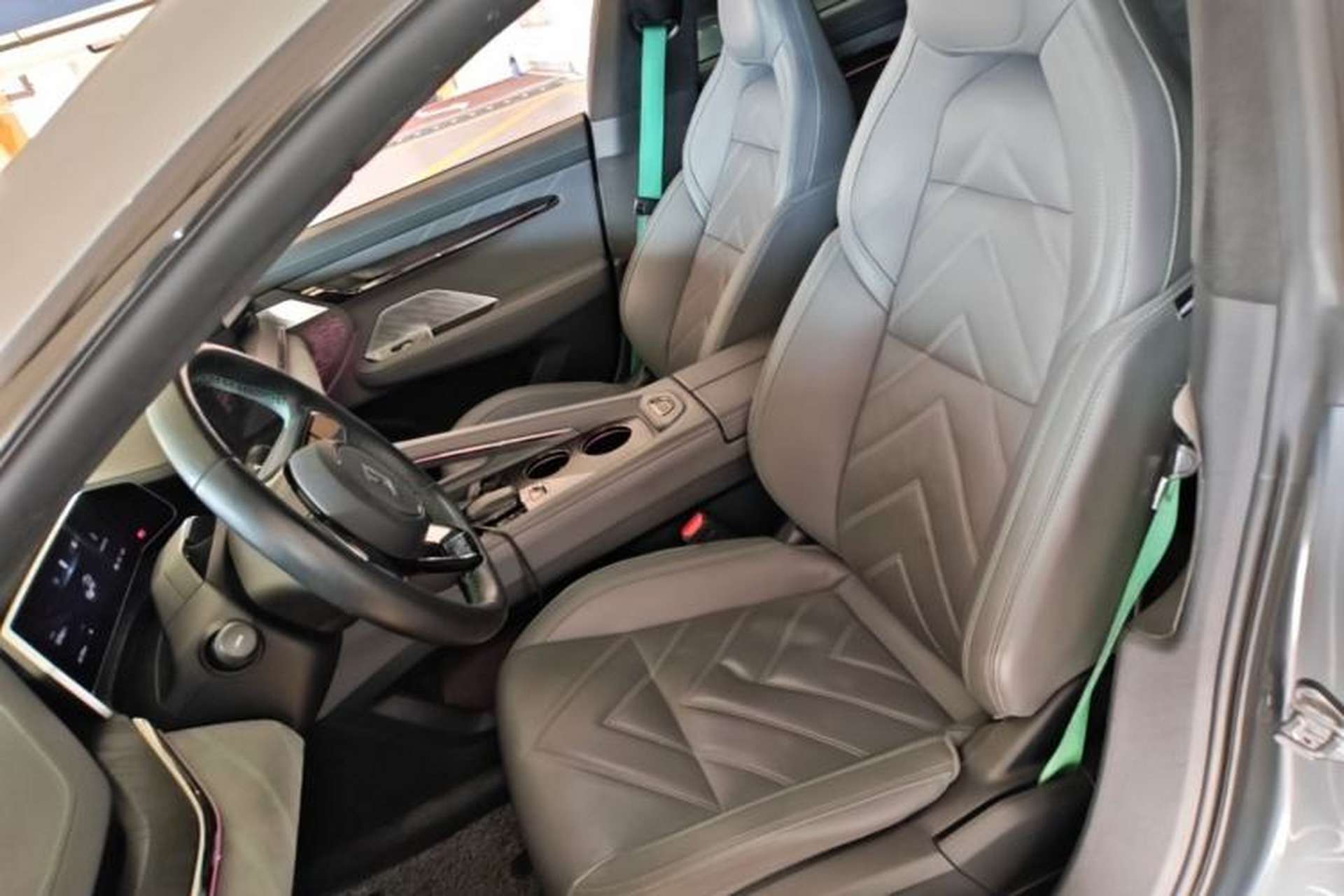 Used Zeekr 001 2021 Ultra-Long Range Single-Motor WE Edition Left Front Seat