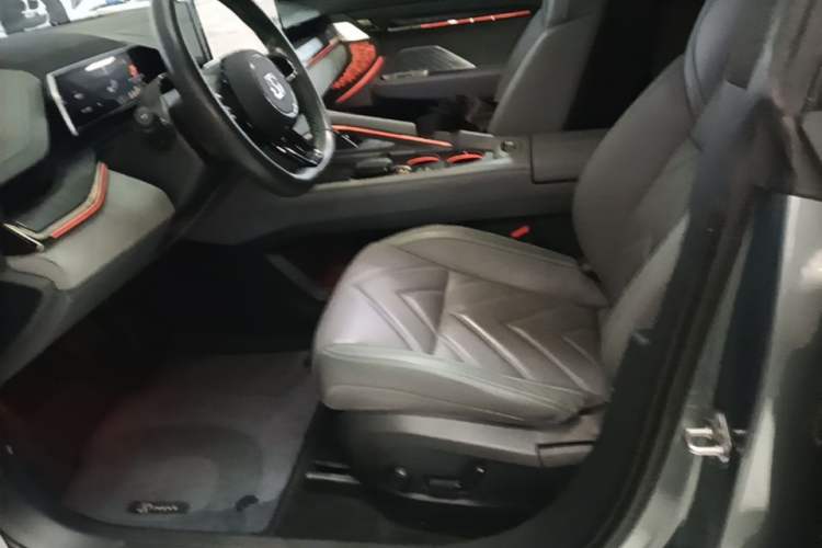 Used Zeekr 001 2021 Ultra-Long Range Dual-Motor YOU Version Left Front Seat