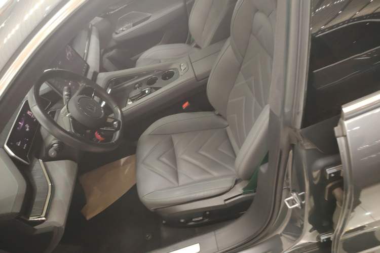 Used Zeekr 001 2021 Ultra-Long Range Dual-Motor YOU Version Left Front Seat