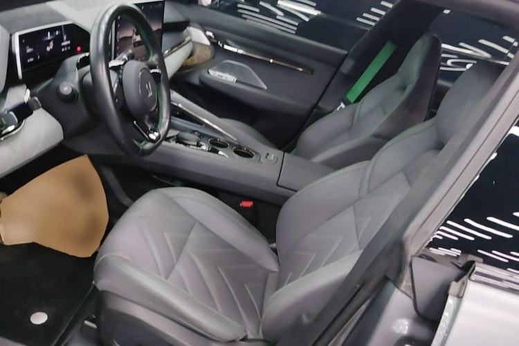 Used Zeekr 001 2021 Long-Range Dual-Motor WE Edition Left Front Seat
