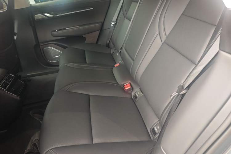 Used Zeekr 001 2021 Ultra-Long Range Single-Motor WE Edition Left Rear Seat