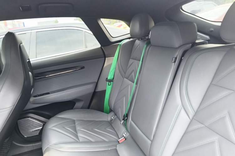 Used Zeekr 001 2021 Long-Range Dual-Motor WE Edition Left Rear Seat