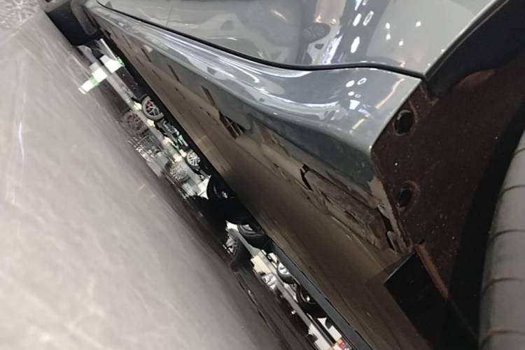 Used Zeekr 001 2021 Long-Range Dual-Motor WE Edition Left Side Sill