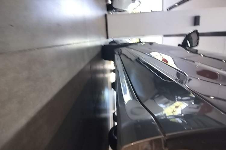 Used Zeekr 001 2021 Ultra-Long Range Dual-Motor YOU Version Left Side Sill